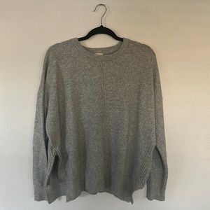 Cavalini Sweater Collection Long Sleeve Round Neck Pullover Classic Women's